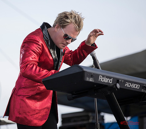 6660-LoRes-SDSJF17