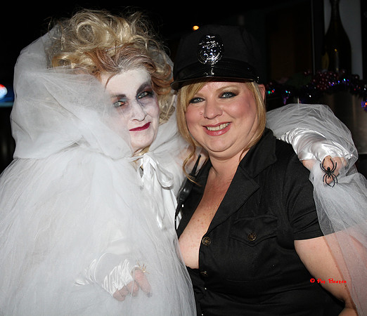 066-HiRes-Hallow@VinoVert10