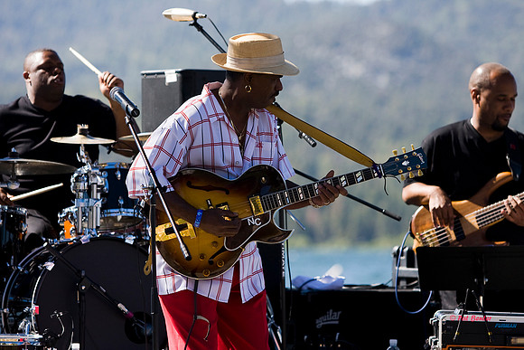 7790-HiRes-BigBearJazz2010