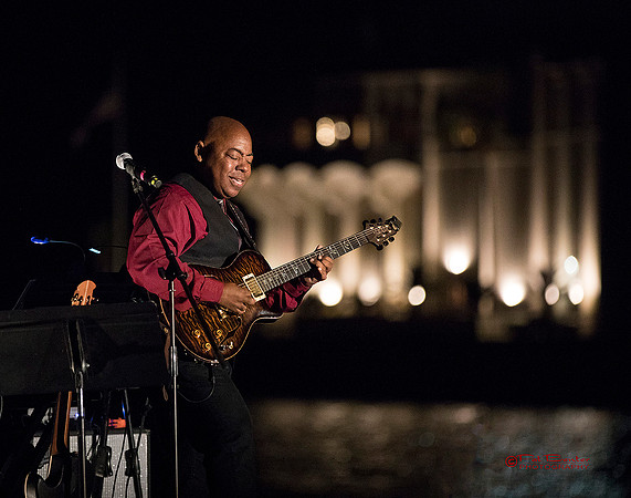 0459-LoRes-DescUnPlugJacksonJr@Cat17