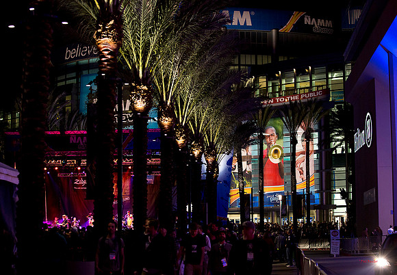 0572-LoRes-NAMM13