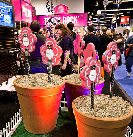 0512-LoRes-NAMM13