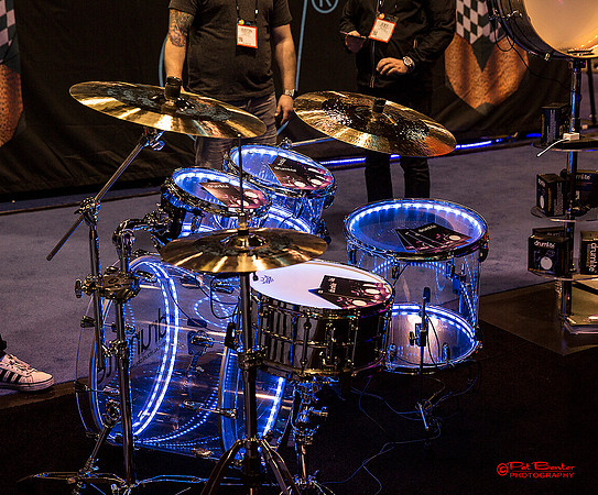 8677-LoRes-@NAMM16