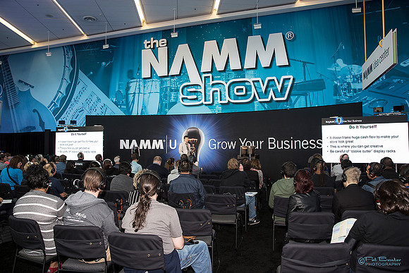 5816-LoRes-@NAMM16
