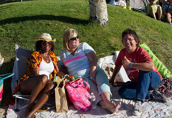 4654-LoRes-Audience@BBJ13