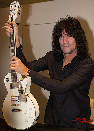8172-LoRes-NAMM2015_1