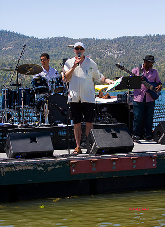 7656-HiRes-BigBearJazz2010