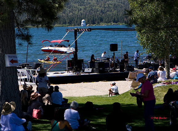 0359-HiRes-BigBearJazz2010