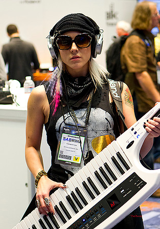 3438-LoRes-NAMM13_1