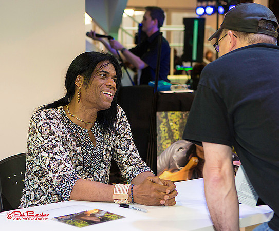 8233-LoRes-NAMM2015