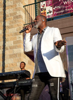 4169-LoRes-McKnight@Ts22