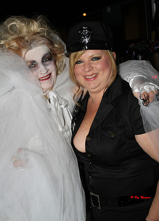 067-HiRes-Hallow@VinoVert10