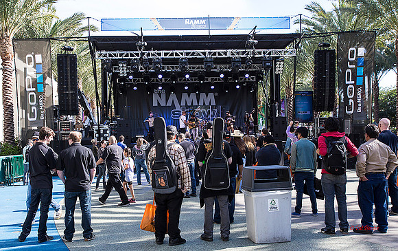 1721-LoRes-NAMM14