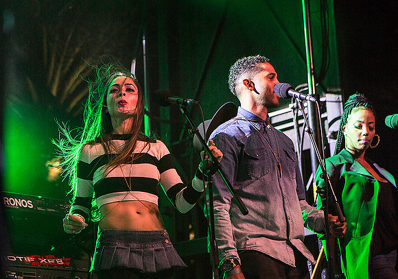 8325-LoRes-NAMM2015
