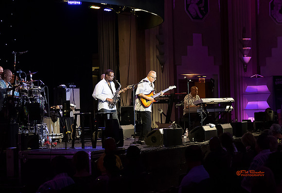 5447-LoRes-UrbanJazz@Cat18