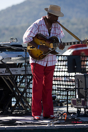 7865-HiRes-BigBearJazz2010