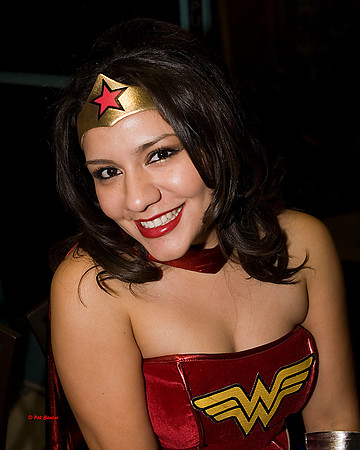 6997-LoRes-Halloween@ViaVeritas09