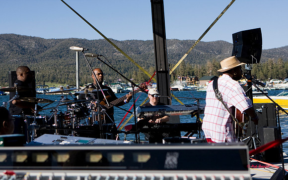 0555-HiRes-BigBearJazz2010