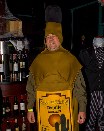 7003-LoRes-Halloween@ViaVeritas09