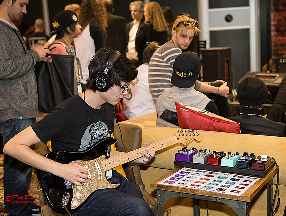 8238-LoRes-NAMM2015