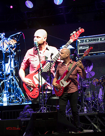 9121-LoRes-Abair&Ripps@GrandTrad17