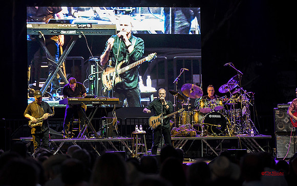 9025-LoRes-Abair&Ripps@GrandTrad17