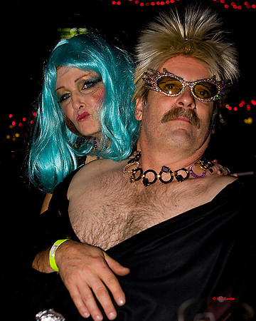6992-LoRes-Halloween@ViaVeritas09